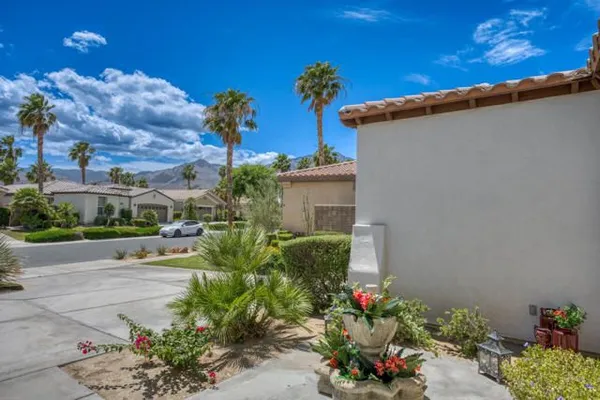 Property Slideshow image 3 of 35 | 81326 golden barrel way, La Quinta, CA, 92253