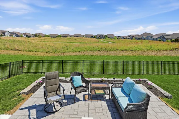 Property Slideshow image 3 of 35 | 11657 platt st, Noblesville, IN, 46060