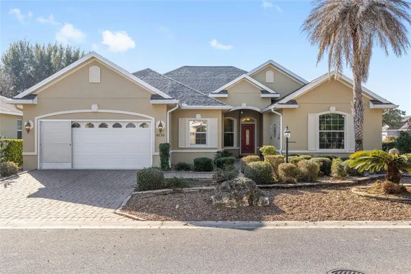 Property Slideshow image 2 of 48 | 8650 sw 83rd loop, Ocala, FL, 34481