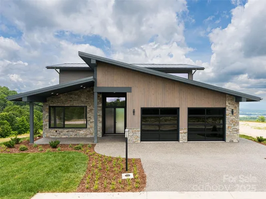Property Slideshow image 3 of 47 | 24 s watchman dr, Hendersonville, NC, 28791
