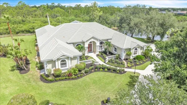 Property Slideshow image 2 of 72 | 3001 rivershore ln, Port Charlotte, FL, 33953