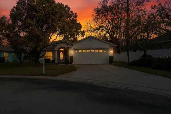 Property Slideshow image 2 of 73 | 11829 ivywood pl, New Port Richey, FL, 34654
