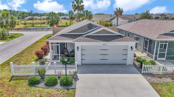 Property Slideshow image 2 of 38 | 6223 atkinson ln, The Villages, FL, 32163