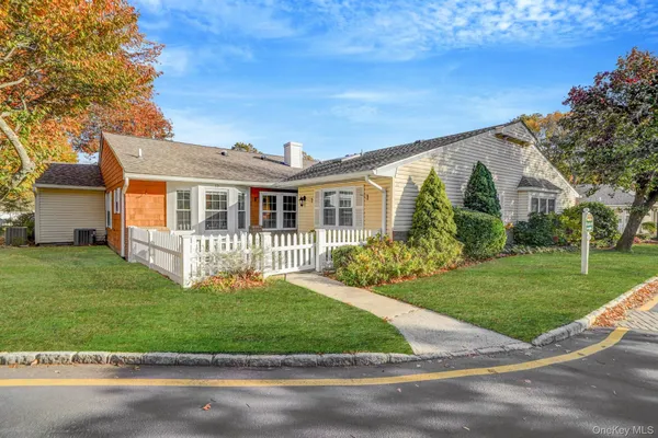 Property Slideshow image 2 of 25 | 12 revere dr, Sayville, NY, 11782