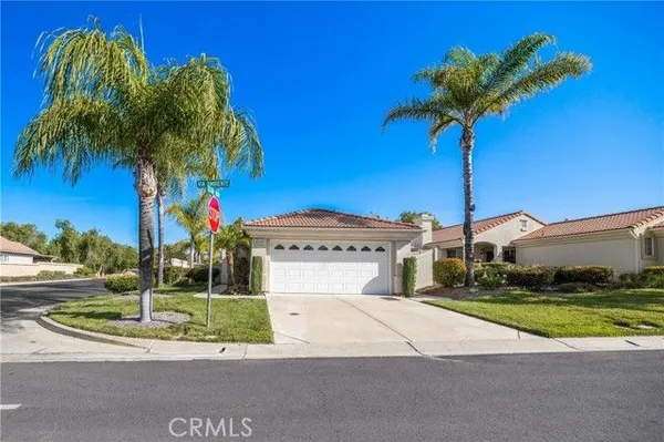 Property Slideshow image 3 of 63 | 40311 via ambiente, Murrieta, CA, 92562