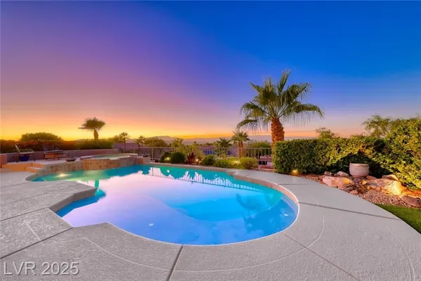 Property Slideshow image 3 of 66 | 2470 bedford park dr, Henderson, NV, 89052
