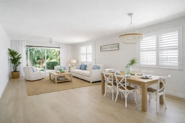 Property Slideshow image 2 of 37 | 669 spanish dr 21, Longboat Key, FL, 34228