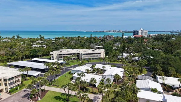 Property Slideshow image 2 of 71 | 206 hourglass way v10, Sarasota, FL, 34242
