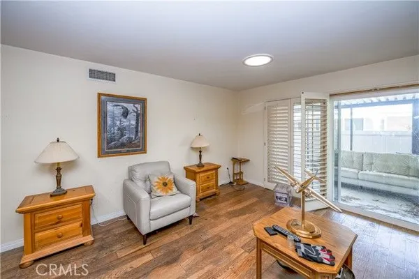 Property Slideshow image 3 of 39 | 26333 long oak dr, Newhall, CA, 91321