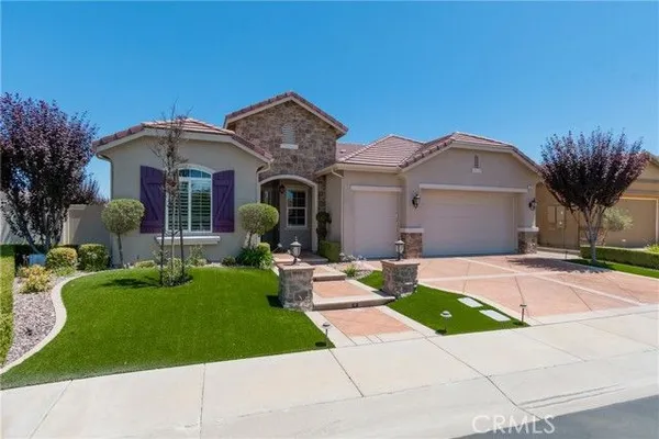 Property Slideshow image 3 of 53 | 1535 edgebrook, Beaumont, CA, 92223
