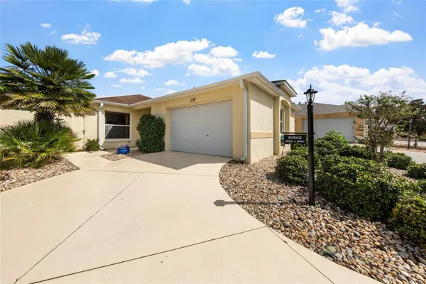 Property Slideshow image 3 of 35 | 1137 santa cruz dr, The Villages, FL, 32162