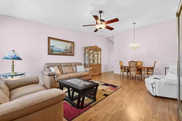 Property Slideshow image 3 of 67 | 2220 swedish dr 36, Clearwater, FL, 33763