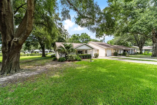 Property Slideshow image 2 of 28 | 8885 sw 97th lane rd a, Ocala, FL, 34481