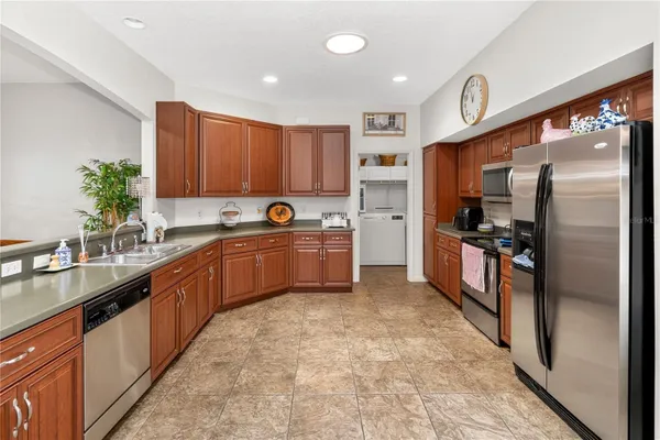 Property Slideshow image 2 of 40 | 3393 baltic sea blvd, Tavares, FL, 32778