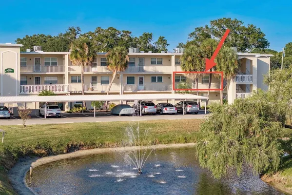 Property Slideshow image 2 of 27 | 936 virginia st 208, Dunedin, FL, 34698
