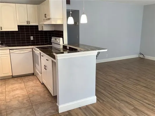 Property Slideshow image 2 of 29 | 557 monaco l # 557, Delray Beach, FL, 33446