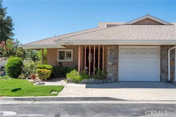 Property Slideshow image 2 of 38 | 18927 circle of friends, Newhall, CA, 91321