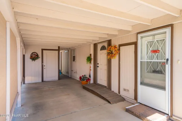 Property Slideshow image 3 of 26 | 633 n vermillion dr, Dewey-Humboldt, AZ, 86327