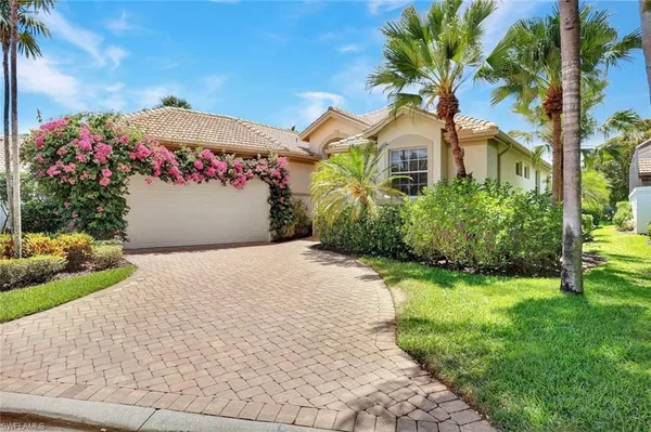 Property Slideshow image 2 of 33 | 27536 riverbank dr, Bonita Springs, FL, 34134