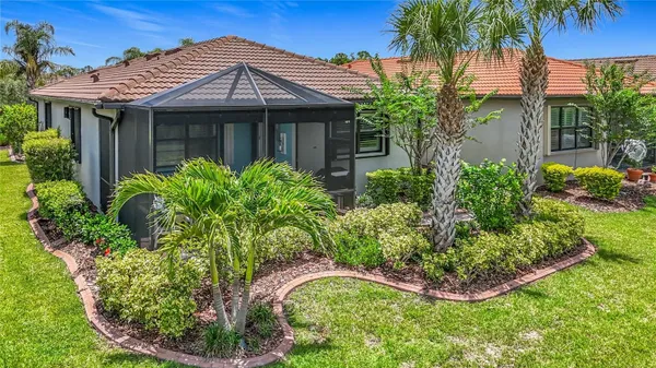 Property Slideshow image 2 of 33 | 2525 daisy dr, North Port, FL, 34289