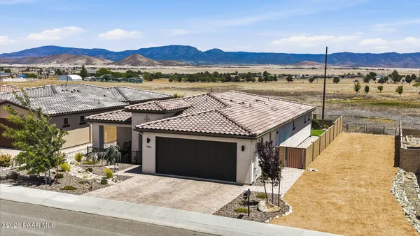 Property Slideshow image 2 of 60 | 7061 n robin nest ct, Prescott Valley, AZ, 86315
