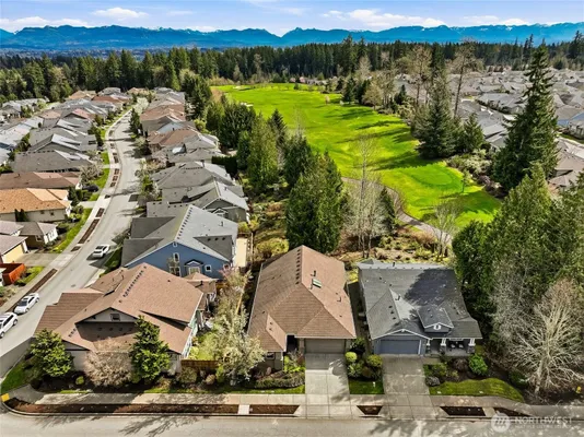 Property Slideshow image 2 of 37 | 12652 sun break way, Redmond, WA, 98053