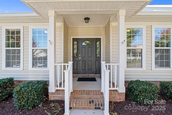 Property Slideshow image 2 of 22 | 18134 ebenezer dr, Cornelius, NC, 28031