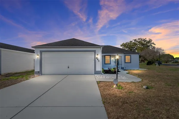 Property Slideshow image 2 of 37 | 843 bolivar st, Lady Lake, FL, 32159