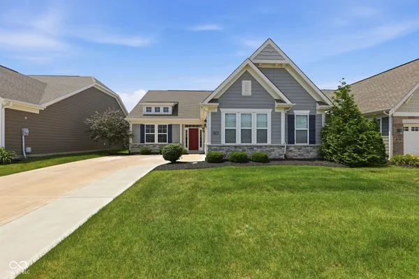 Property Slideshow image 2 of 38 | 5728 lyster ln, Indianapolis, IN, 46239