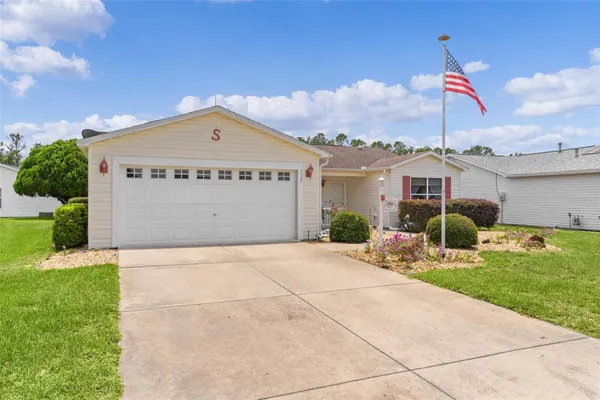 Property Slideshow image 3 of 47 | 1317 carvello dr, The Villages, FL, 32162