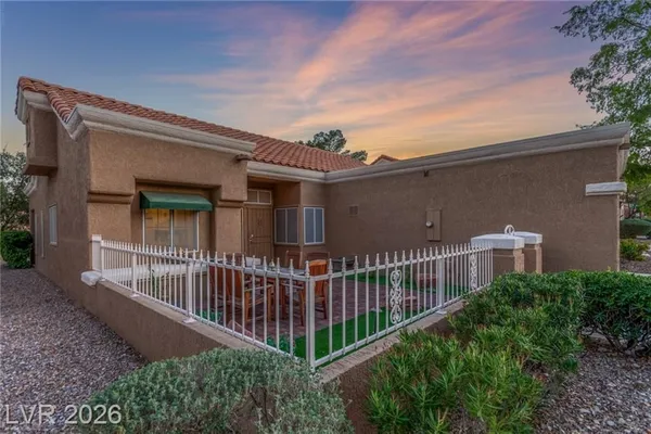Property Slideshow image 3 of 32 | 2712 showcase dr, Las Vegas, NV, 89134