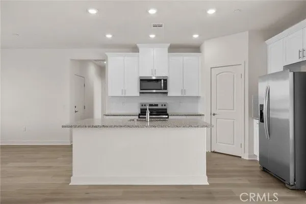 Property Slideshow image 2 of 7 | 14811 indigo rd, Apple Valley, CA, 92307