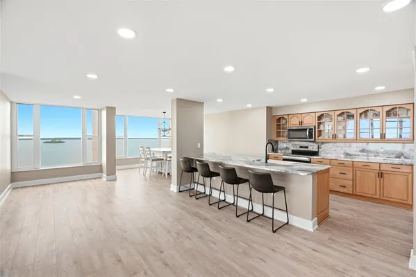 Property Slideshow image 3 of 46 | 634 edgewater dr 844, Dunedin, FL, 34698