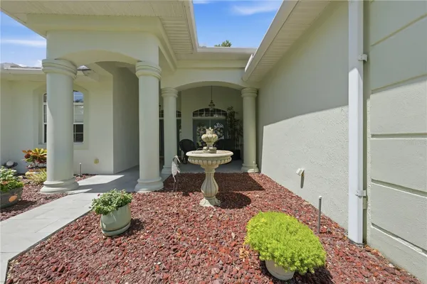 Property Slideshow image 3 of 55 | 5453 grove mnr, Lady Lake, FL, 32159