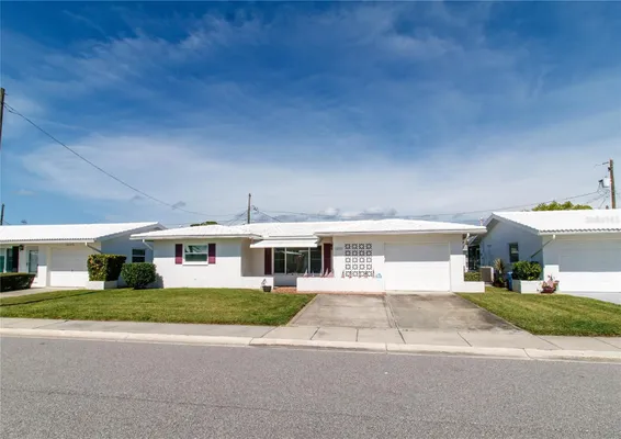 Property Slideshow image 3 of 52 | 10139 44th way n # 10139, Pinellas Park, FL, 33782