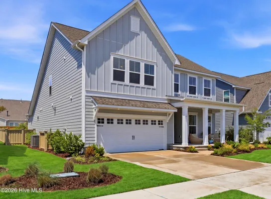 Property Slideshow image 2 of 42 | 721 caisson run, Wilmington, NC, 28412