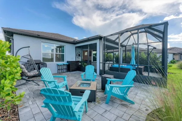 Property Slideshow image 3 of 70 | 10661 spring tide way, Parrish, FL, 34219