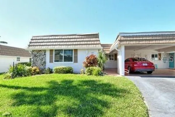 Property Slideshow image 3 of 37 | 2607 riverbluff pkwy # v145, Sarasota, FL, 34231