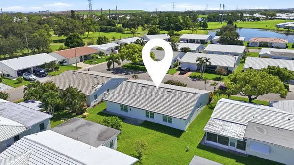 Property Slideshow image 3 of 43 | 9304 41st st, Pinellas Park, FL, 33782