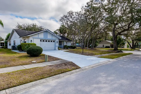 Property Slideshow image 3 of 76 | 4814 prince george cir, New Port Richey, FL, 34655