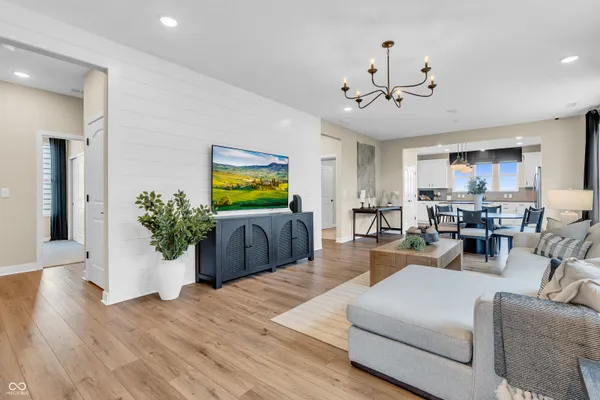 Property Slideshow image 2 of 32 | 13007 seven springs ln, Noblesville, IN, 46060