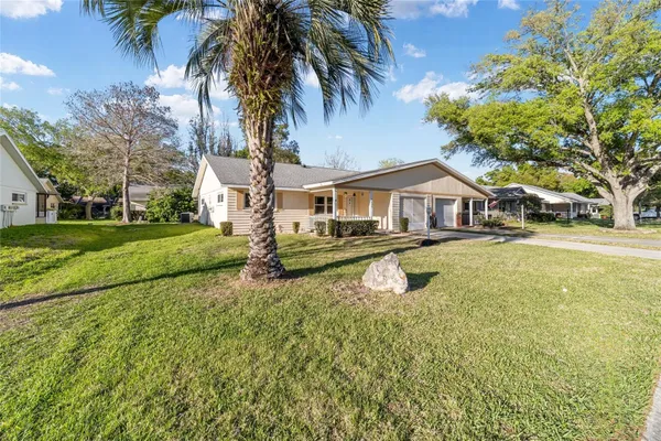 Property Slideshow image 2 of 27 | 8625 sw 94th ln a, Ocala, FL, 34481