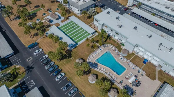 Property Slideshow image 2 of 37 | 5217 81st st n apt 16, St Petersburg, FL, 33709