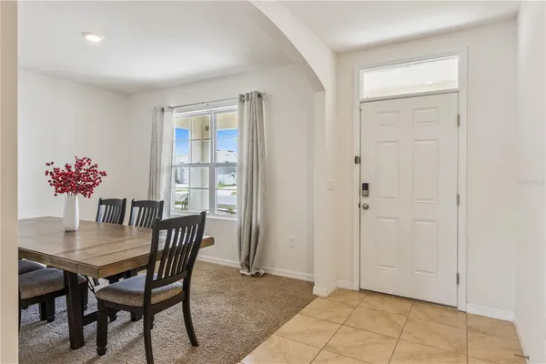 Property Slideshow image 2 of 22 | 2933 ivy lake ct, Lakeland, FL, 33811