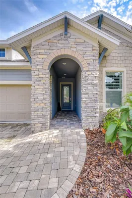 Property Slideshow image 2 of 33 | 14014 swallow hill dr, Lithia, FL, 33547
