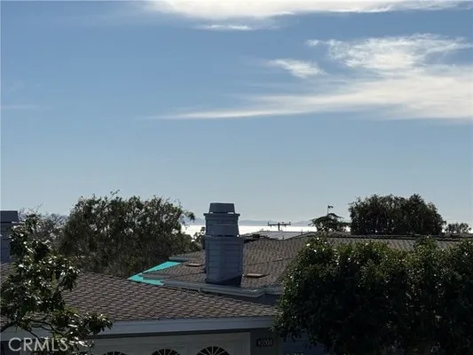 Property Slideshow image 3 of 35 | 3611 daffodil ave 38, Corona Del Mar, CA, 92625