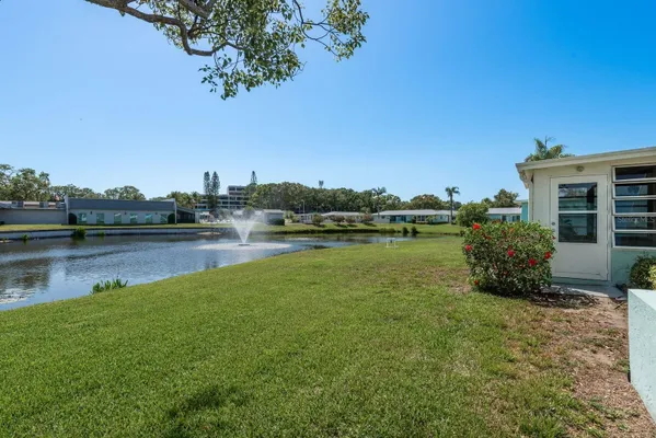 Property Slideshow image 2 of 55 | 2738 sherbrooke ln c, Palm Harbor, FL, 34684