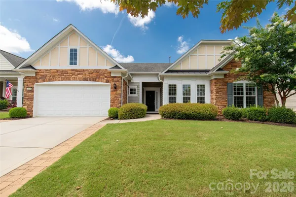 Property Slideshow image 2 of 47 | 1079 falling leaf st, Fort Mill, SC, 29707