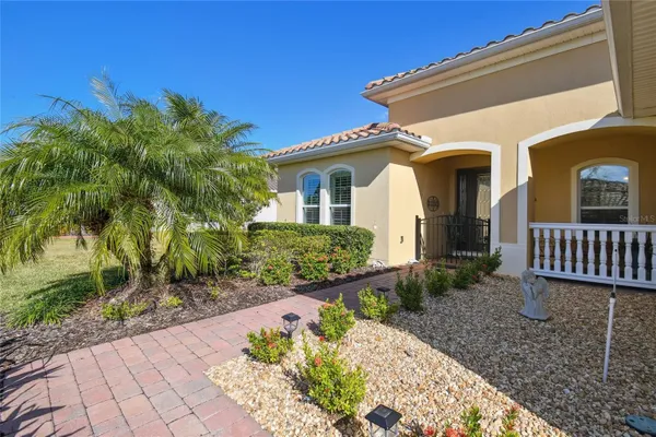 Property Slideshow image 2 of 54 | 804 san raphael st, Poinciana, FL, 34759
