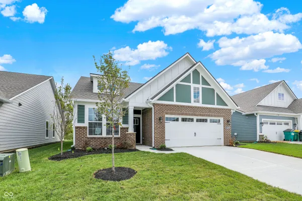 Property Slideshow image 2 of 53 | 5279 nettleton way, Avon, IN, 46123